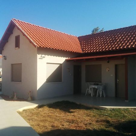 נוריות בגלבוע 1 Villa Nurit Luaran gambar